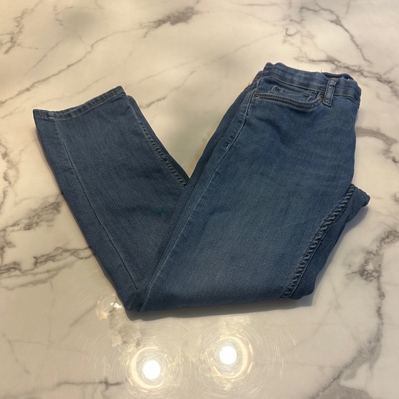 Levi's Women's Skinny Jeans in Denim Blue - Picture 1 of 9